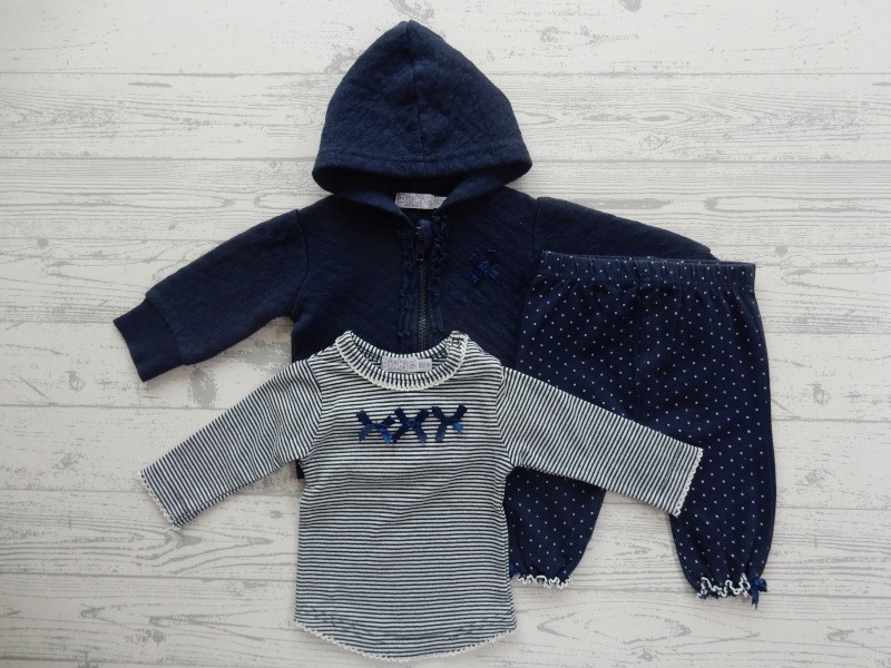 Dirkje newborn set vestje shirtje broek donkerblauw stip strikje maat 56