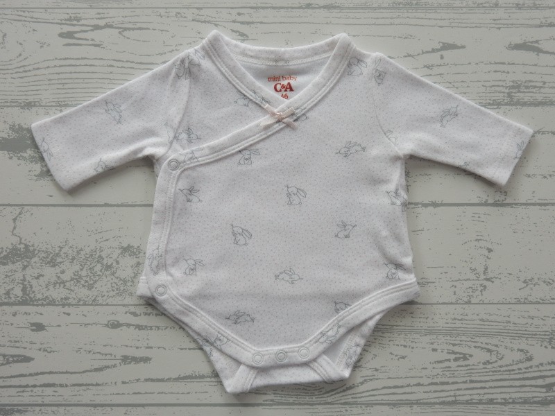 Baby Club romper lange mouw wit roze stipjes konijntje maat 46