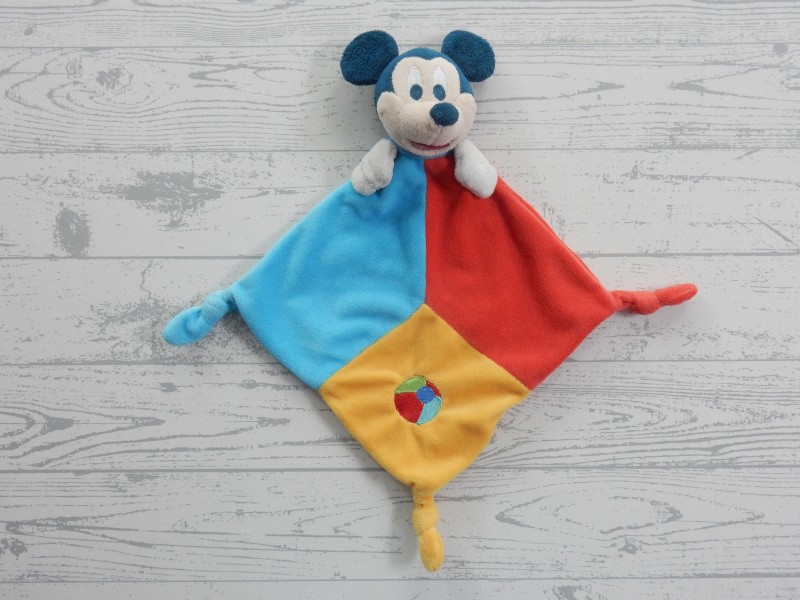 Disneyland Parijs knuffeldoek velours blauw rood geel Mickey Mouse