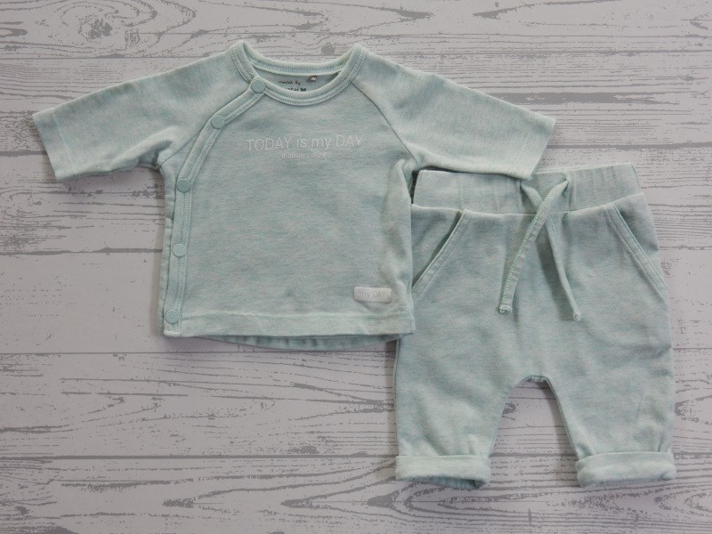 Prenatal newborn set shirtje broekje mint groen Today maat 44