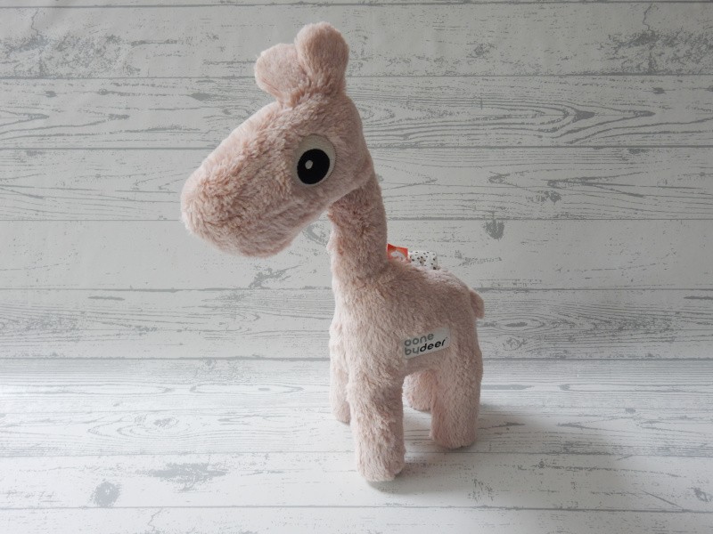 Done by Deer knuffel velourse powder poederroze giraffe Raffi groot