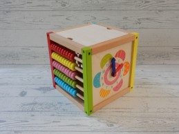 Intertoys houten activiteitenkubus kralenbaan krijtbord