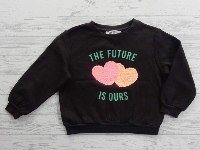 H&M sweater zwart pailletten hart The Future is ours maat 110-116