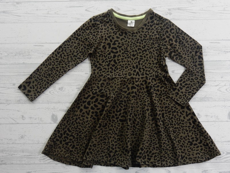 Hema jurk legergroen khaki zwart animal print maat 110-116