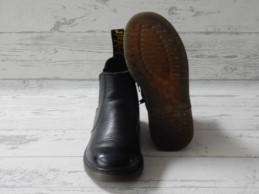 Dr. Martens laarzen kort zwart leer 2976 J maat 28